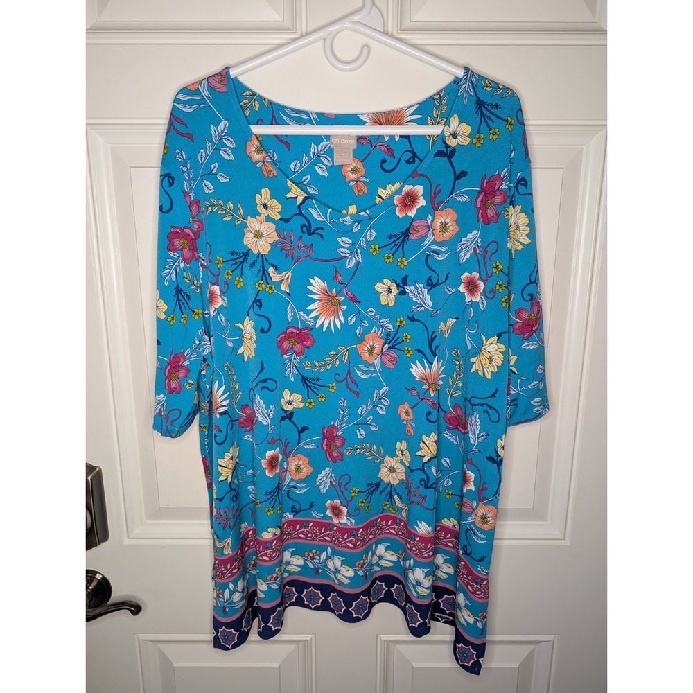 Chicos Floral V-Neck Tunic Top Aqua Blue Pink Size XXL Stretch Elbow Sleeve Boho